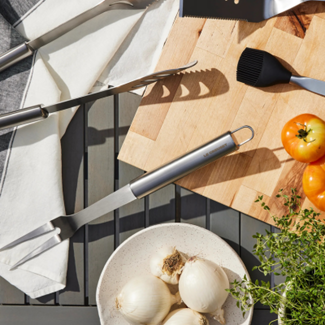 Le Creuset Alpine Outdoor Stainless Steel Two-Pronged Fork 43.5cm image number 4